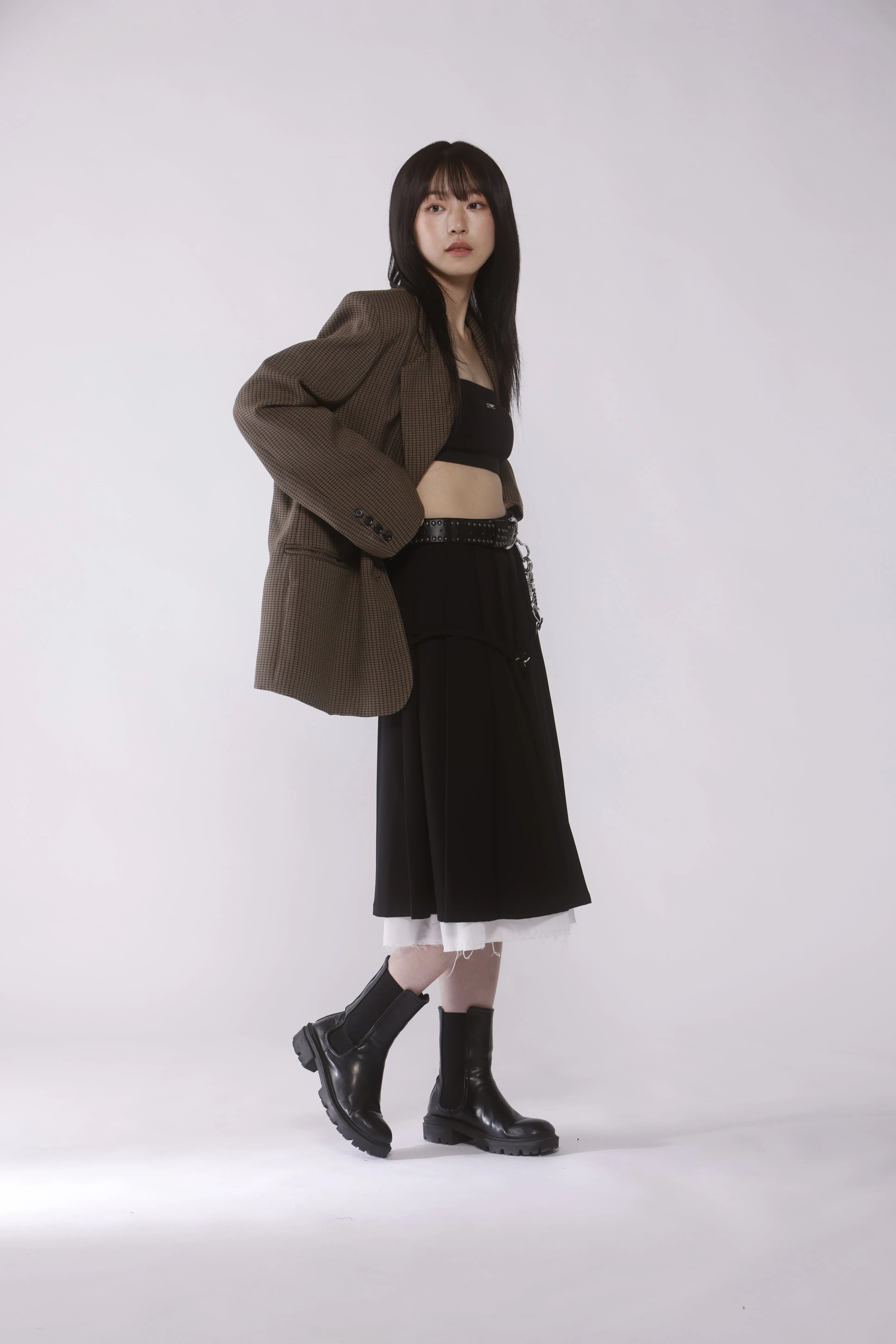 Belted layered pleats midi skirt