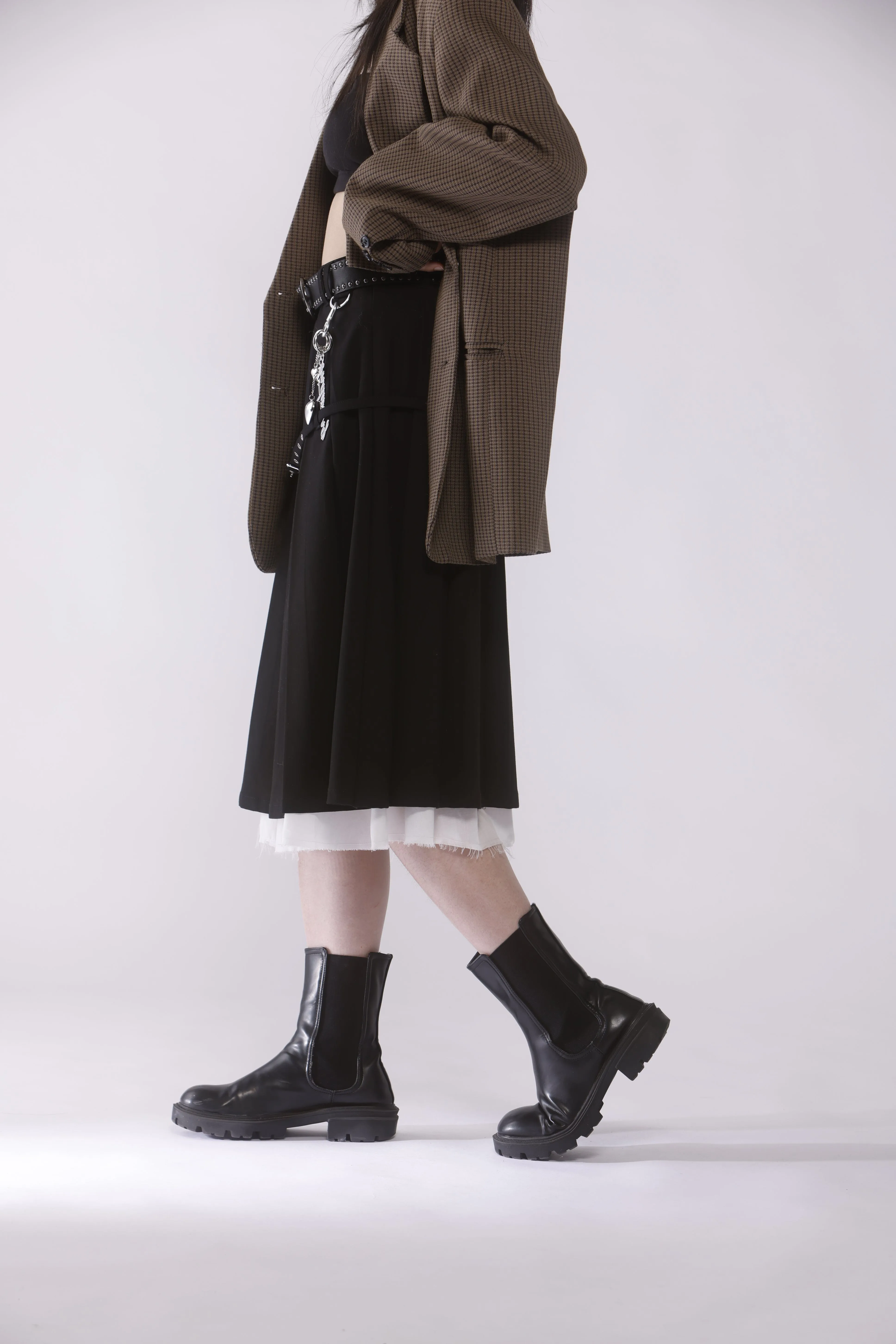 Belted layered pleats midi skirt
