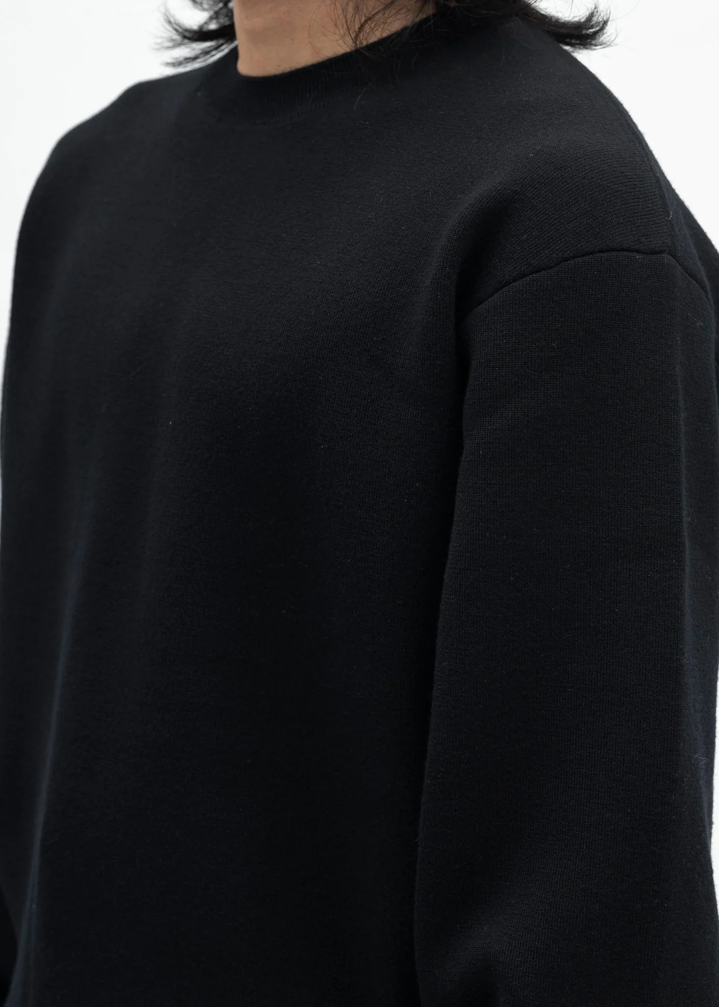 BLACK KNITTED CREWNECK JUMPER