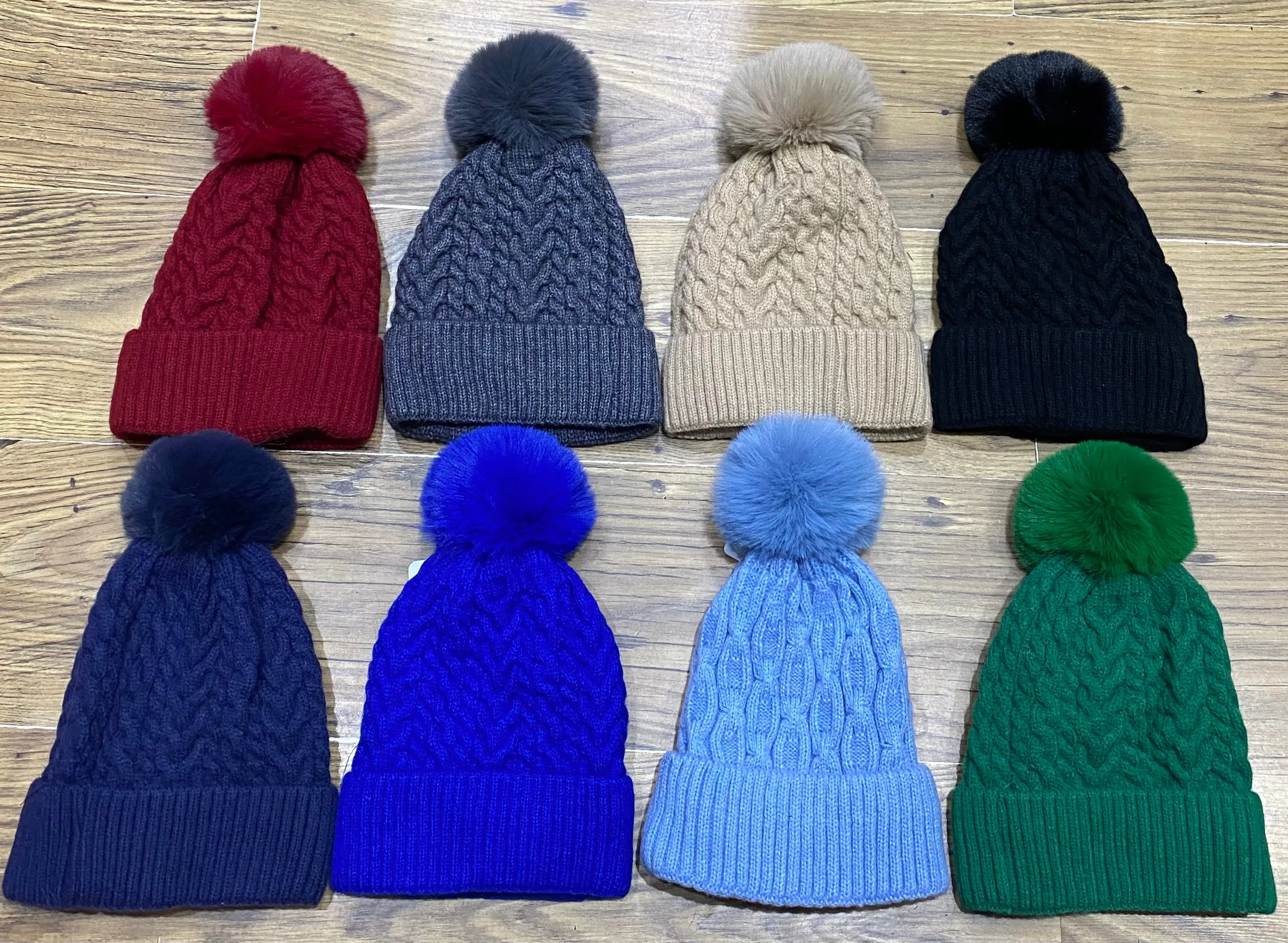 Cable Knit Plain Pom Pom Hat With Fleece Lining (7 Colours)