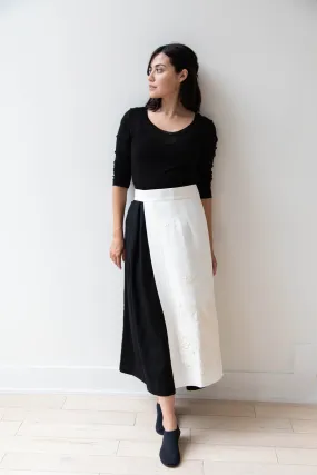 Delegan | Embroidered Plakhta in Milk