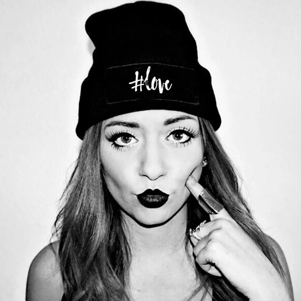 #LOVE HAT BC445-OMG33