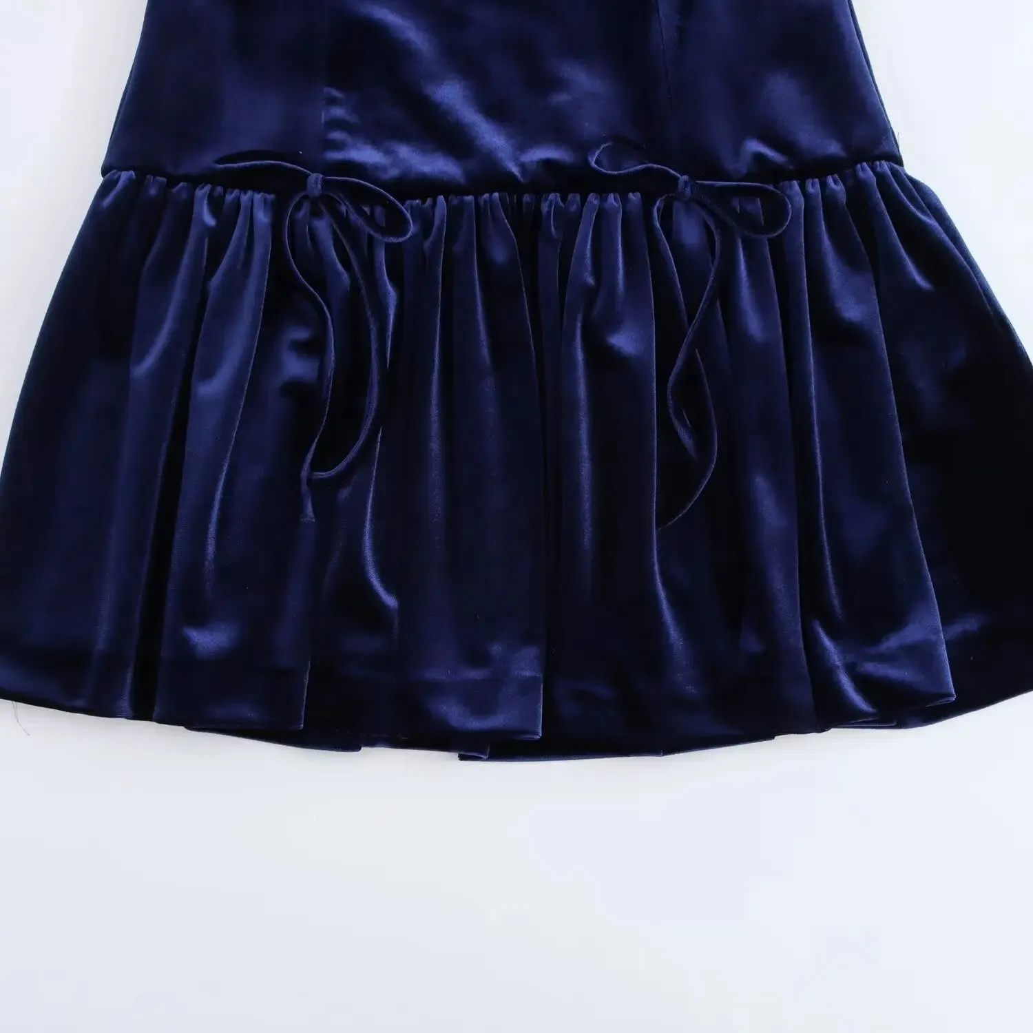 Round Neck Bow Velvet Blue Dress