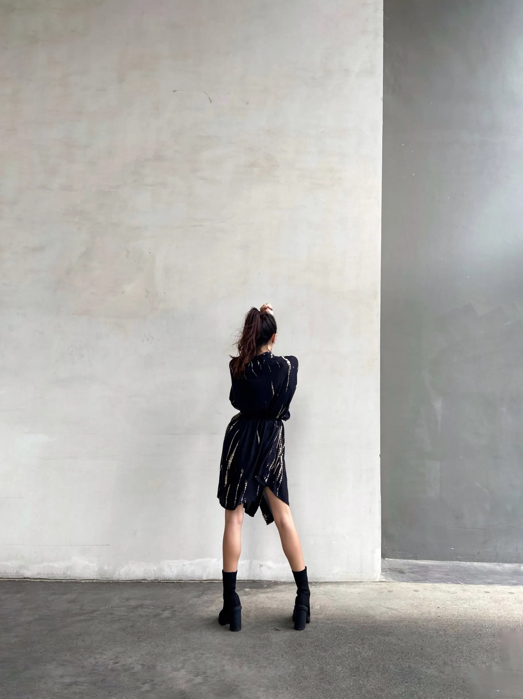Toa Tie Dye Kimono Jacket - Black